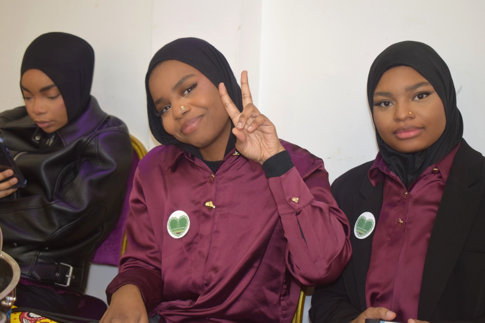 Trois membres de l'équipe de service Chouhouli Ndjema